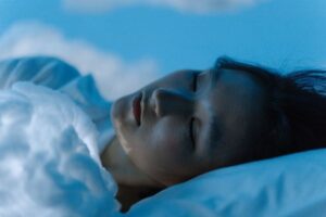 Deep Sleep vs REM Sleep: Differences and Why Both Matter