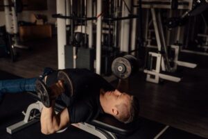 Reps and Sets for Beginners: How to Plan Strength Workouts